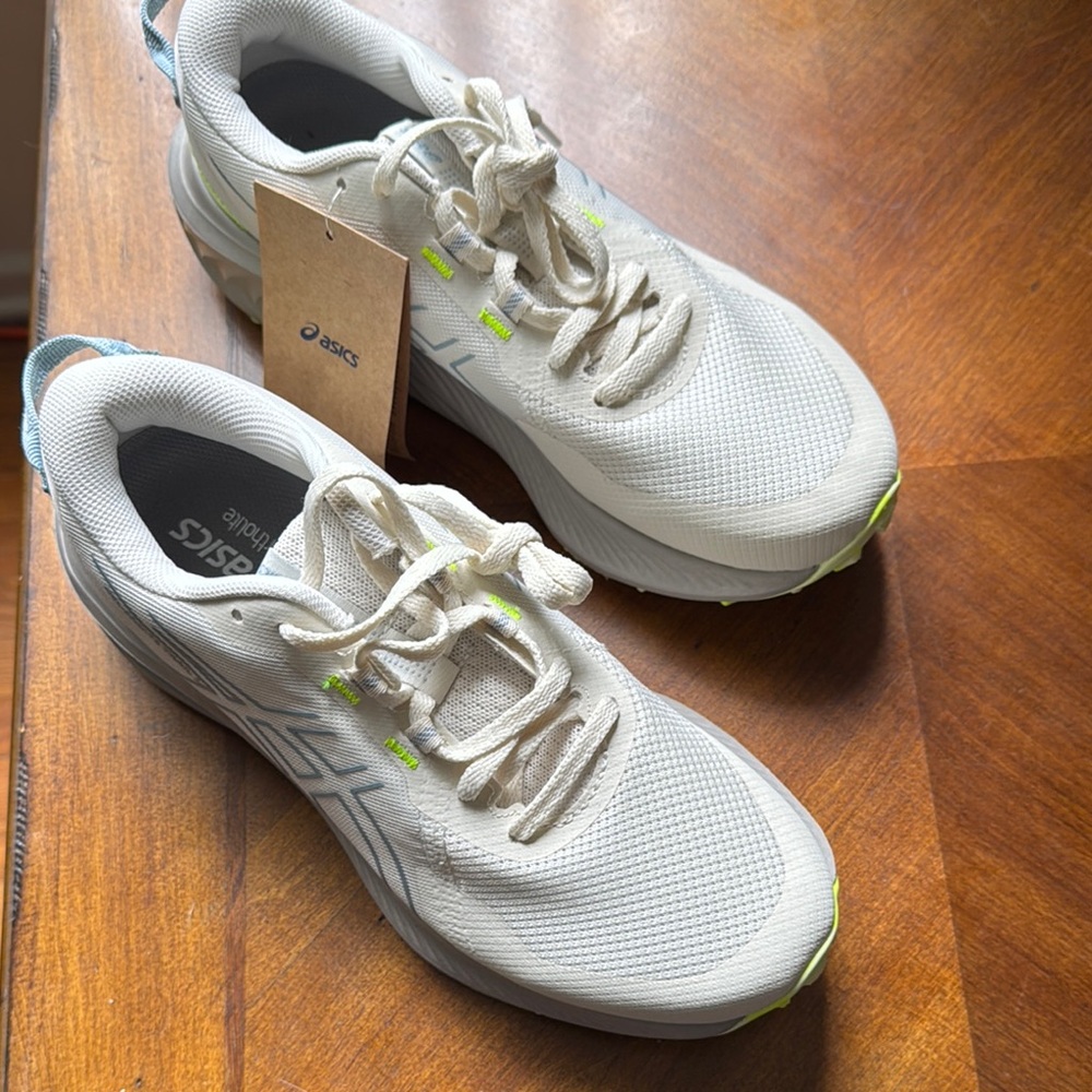 ASICS Cream and Gray Running Shoes